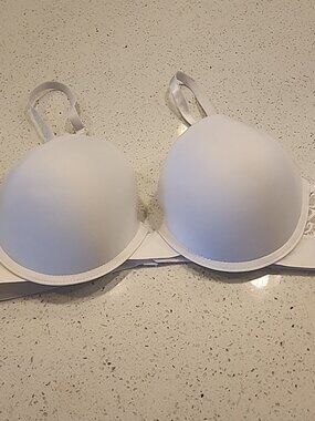 Prima Valentina Bra 38C White Underwire Padded Push Up